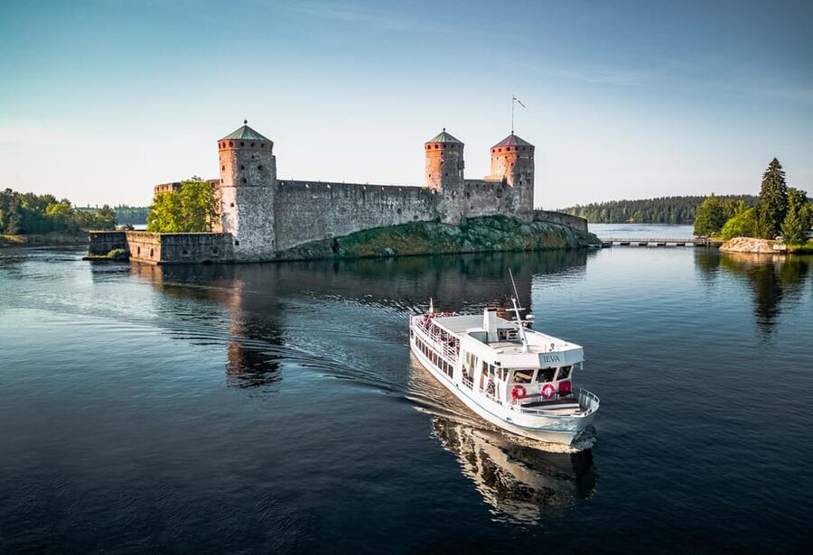 SIGHTSEEING CRUISE AROUND SAVONLINNA - Laitaatsalmi’s big concrete bridge and the engineering moments