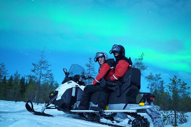 Snowmobile Photography Trip to the Aurora - Who should book this, and who should think twice