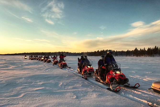 Snowmobile Safari 2h - First Gear, Then Frozen River: the real vibe of this 2.5-hour safari
