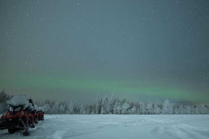 Snowmobile Safari to Search for the Northern Lights - Who this snowmobile aurora tour suits best