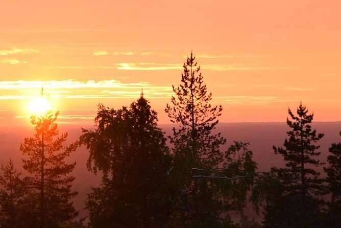 Sunset at the Arctic Circle - Sunset viewing plan: what you do at the wooden tower