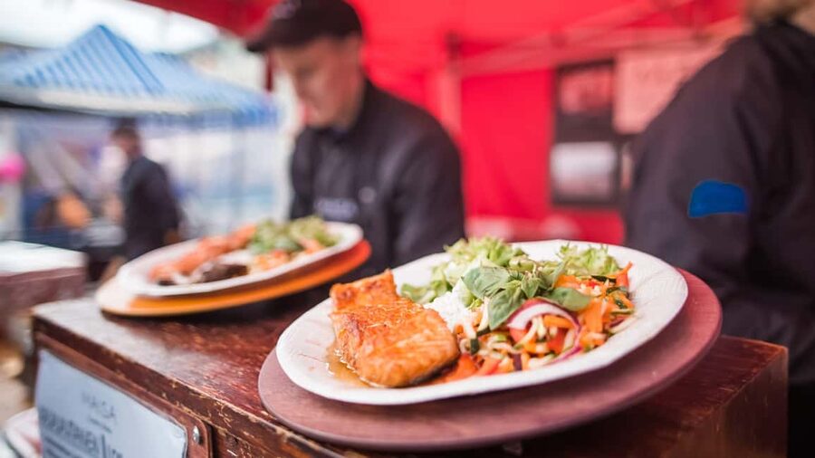 Tampere: Food Tour with Tastings, Meal, & Rooftop City Views - Key things that make this tour work