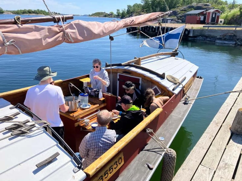 Turku Archipelago: 3-hour Sailing Trip Around Källdö Islands - A 3-hour sail that feels like seamanship, not sightseeing
