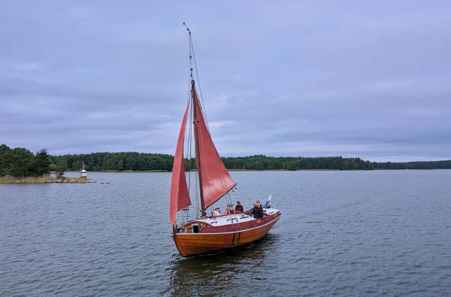 Turku Archipelago: 3-hour Sailing Trip Around Källdö Islands - Meet Storbåt Tacksamheten: what you do onboard