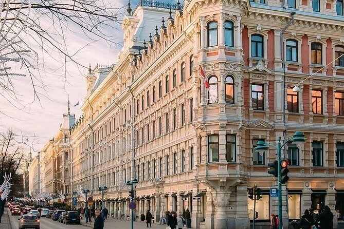 VIP Highlights Helsinki Sightseeing Private Service - Oodi Central Library and What a Modern Landmark Adds