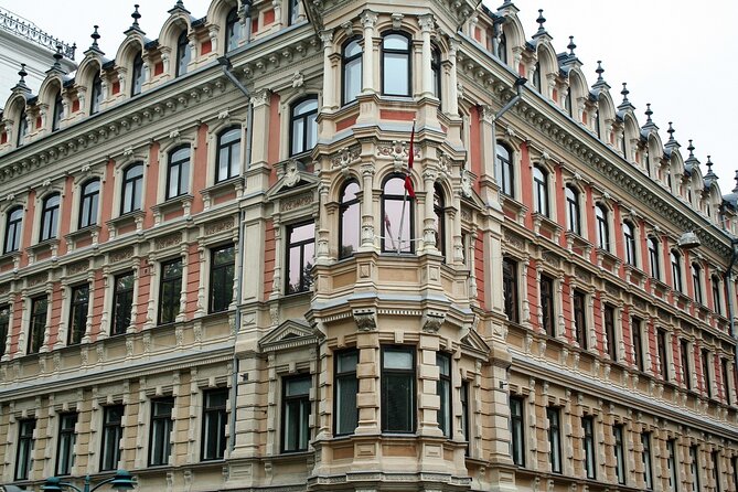 VIP Highlights Helsinki Sightseeing Private Service - How the Guide Personalizes This Half-Day