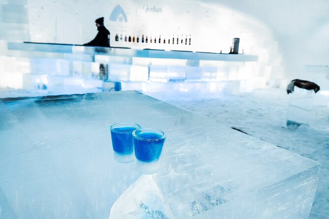 Visiting package: Guided Tour at Arctic Snow Hotel - The sled yard: toboggans and kick sledges, included fun