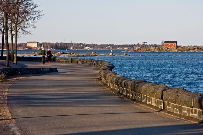 Walking tour with a Wilderness Guide - A first-day Helsinki walk that actually helps you orient