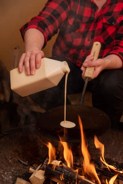 Ylläs: Fireside tasting in a traditional lavvo - Two hours of Lapland food and Arctic stories