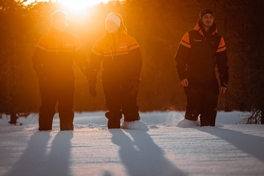 Ylläs: Forest Hike with Snowshoes - The snowshoe lesson: technique you’ll actually use on your next walk