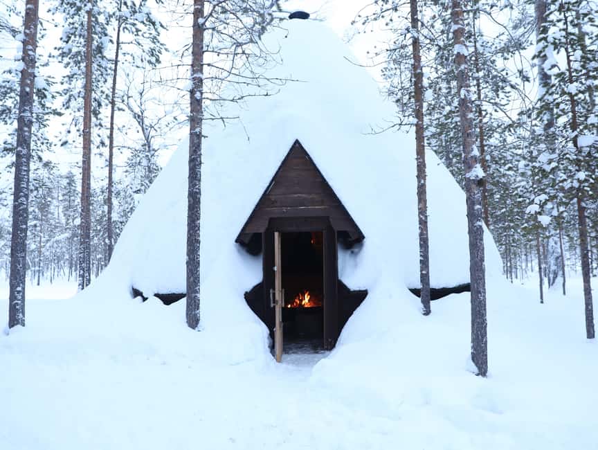 Ylläs:Snowmobile safari to forest kota with a family company - Why a Ylläs snowmobile-and-kota safari feels like the real Lapland version