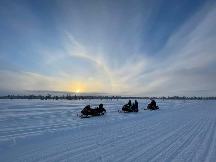 Ylläs:Snowmobile safari to forest kota with a family company - Getting ready: gear, licence rules, and what actually keeps you comfortable